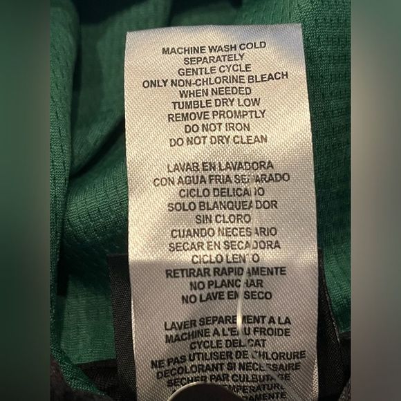 NHL Dallas Stars Hockey Officially Licensed Boys Black Green Hoodie Small. NEW! - Picture 6 of 8